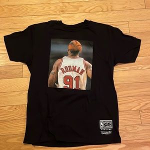 Mens Hardwood Classics Mitchell and Ness Rodman T shirt